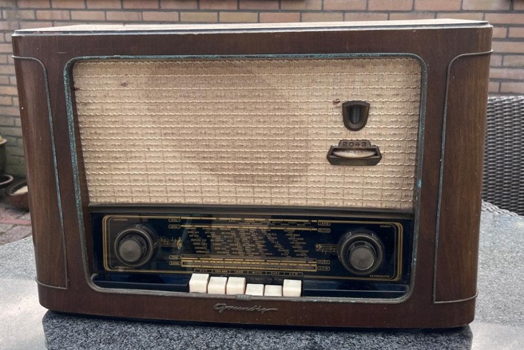 Klassieke buizenradio Grundig 2043W, Ophalen of Verzenden, Gebruikt, Radio