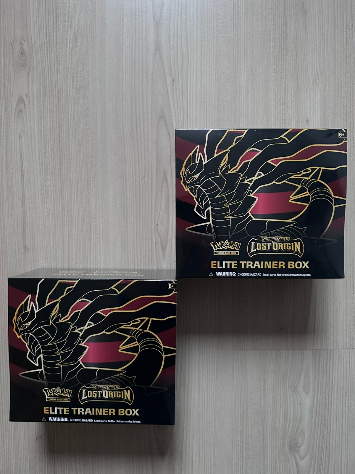 Pokemon TCG Lost Origin ETB’s *gesealed*, Ophalen, Zo goed als nieuw