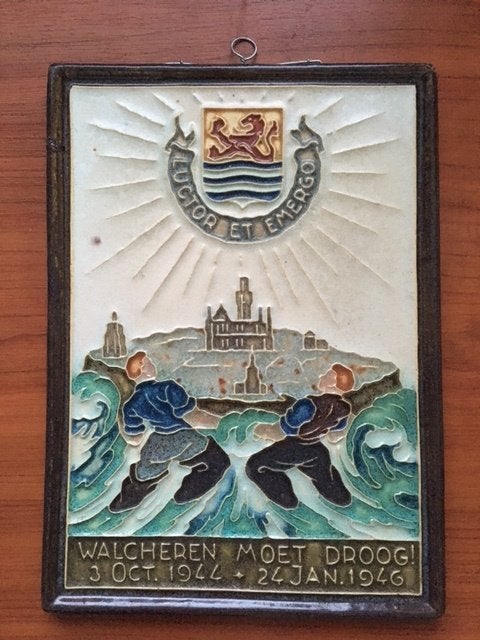 Cloisonné tegel Porceleine Fles: Walcheren moet droog, Ophalen of Verzenden
