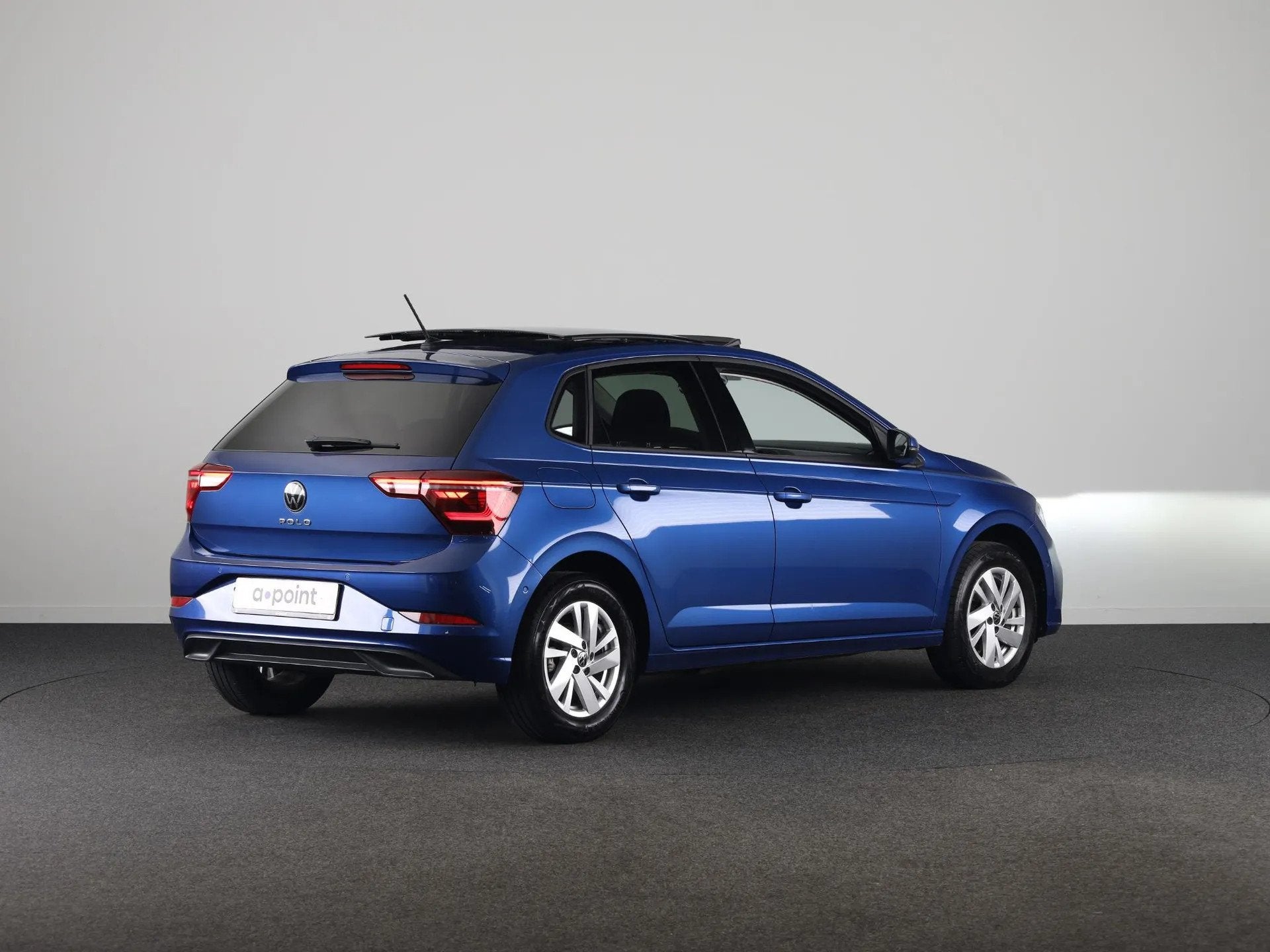 Volkswagen Polo 1.0 TSI Style (bj 2023, automaat), Gebruikt, Blauw, Bedrijf, 600 kg
