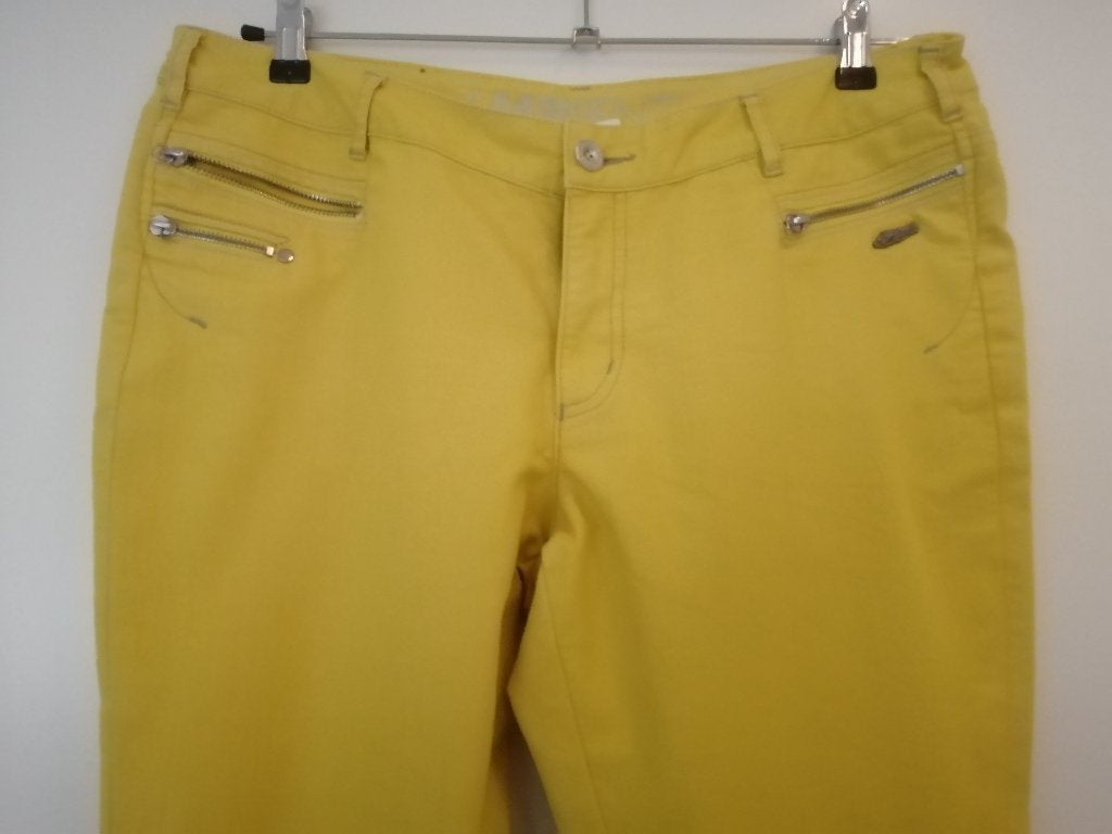 gele lange broek - maat 44 - merk Ambiente, Kleding | Dames, Geel, Maat 42/44 (L), Ambiente, Ophalen of Verzenden