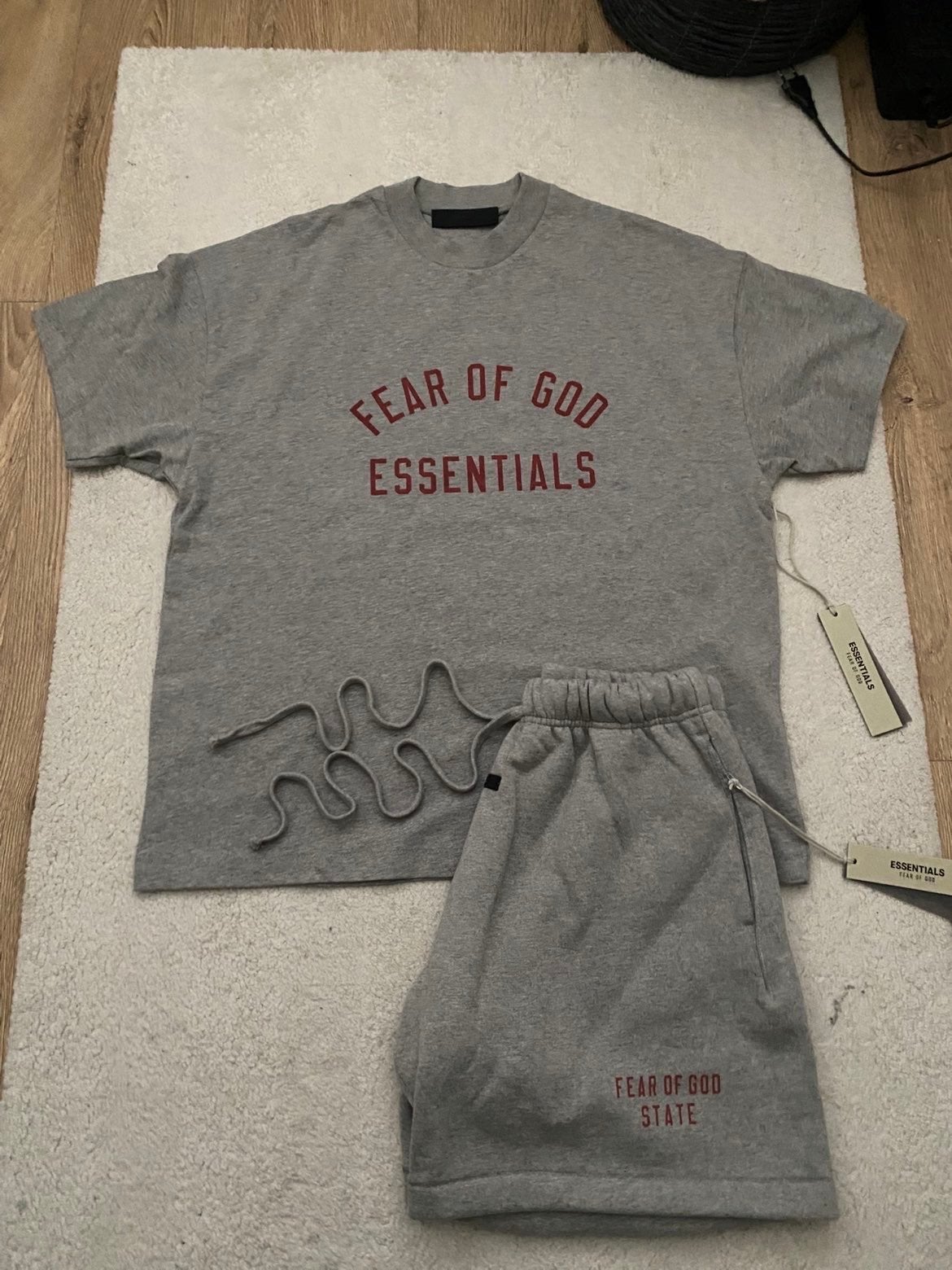 Fear of God Essentials Grijs T-shirt & Short Set, Ophalen of Verzenden, Nieuw