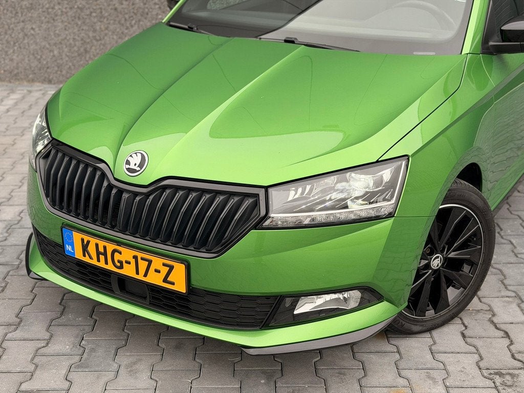 Skoda Fabia 1.0 TSI Monte Carlo Pano LED CarPlay Stoelverwar, Auto's, Voorwielaandrijving, Stof, Gebruikt, 95 pk