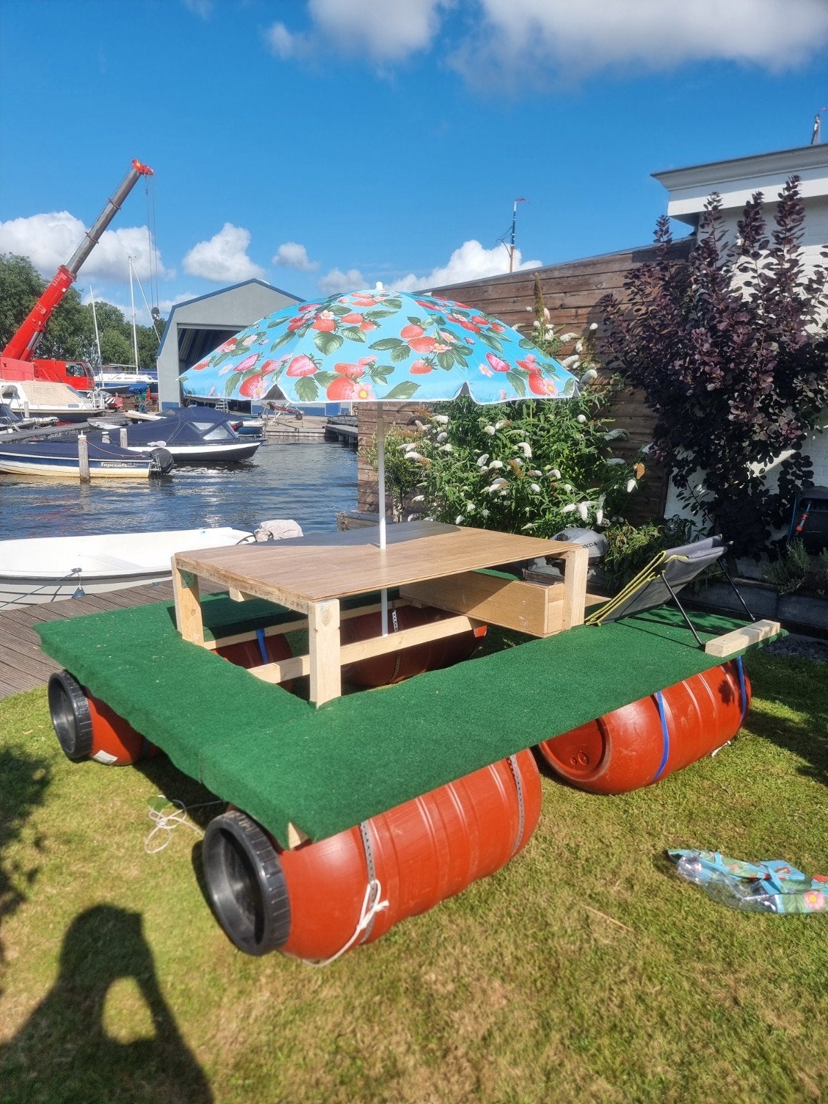 Zelfgemaakt feest Vlot, Ophalen