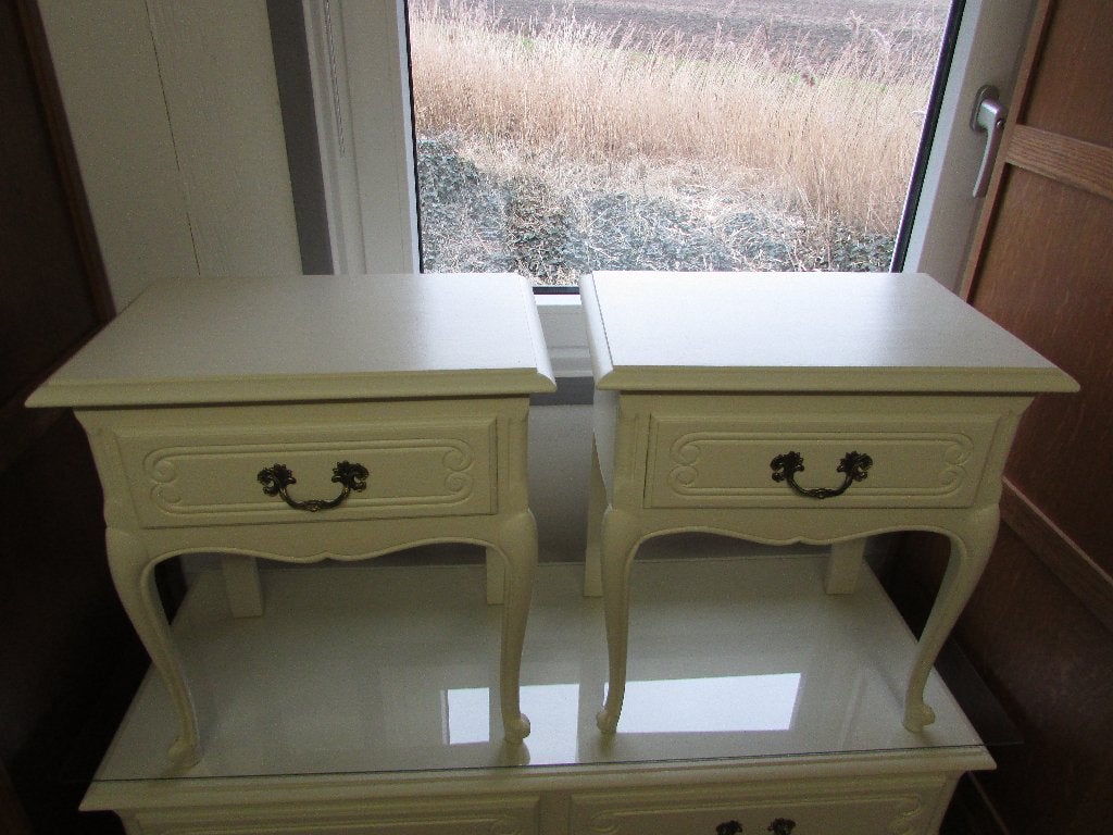 Barok creme set nachtkastjes met lade queen anne stijl, Antiek en Kunst, Ophalen of Verzenden