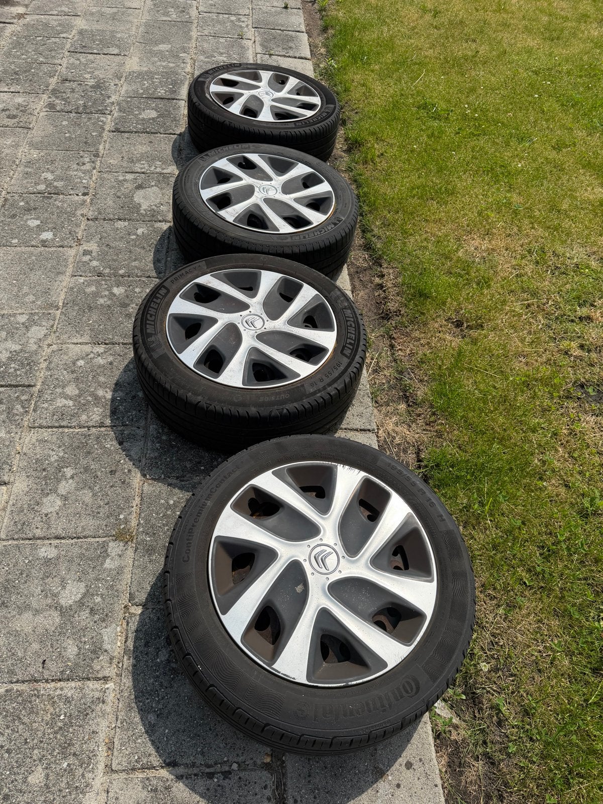 4 zomerbanden 195/55 R16, Ophalen, Gebruikt