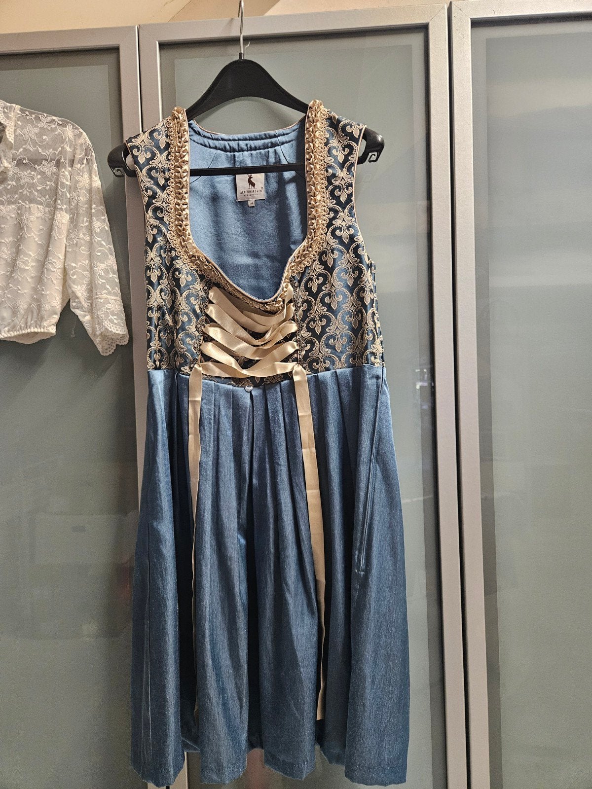 Alpenmärchen Dirndl Jurk Maat 46 met Kanten Blouse, Blauw, Maat 46/48 (XL) of groter, Zo goed als nieuw, Onder de knie