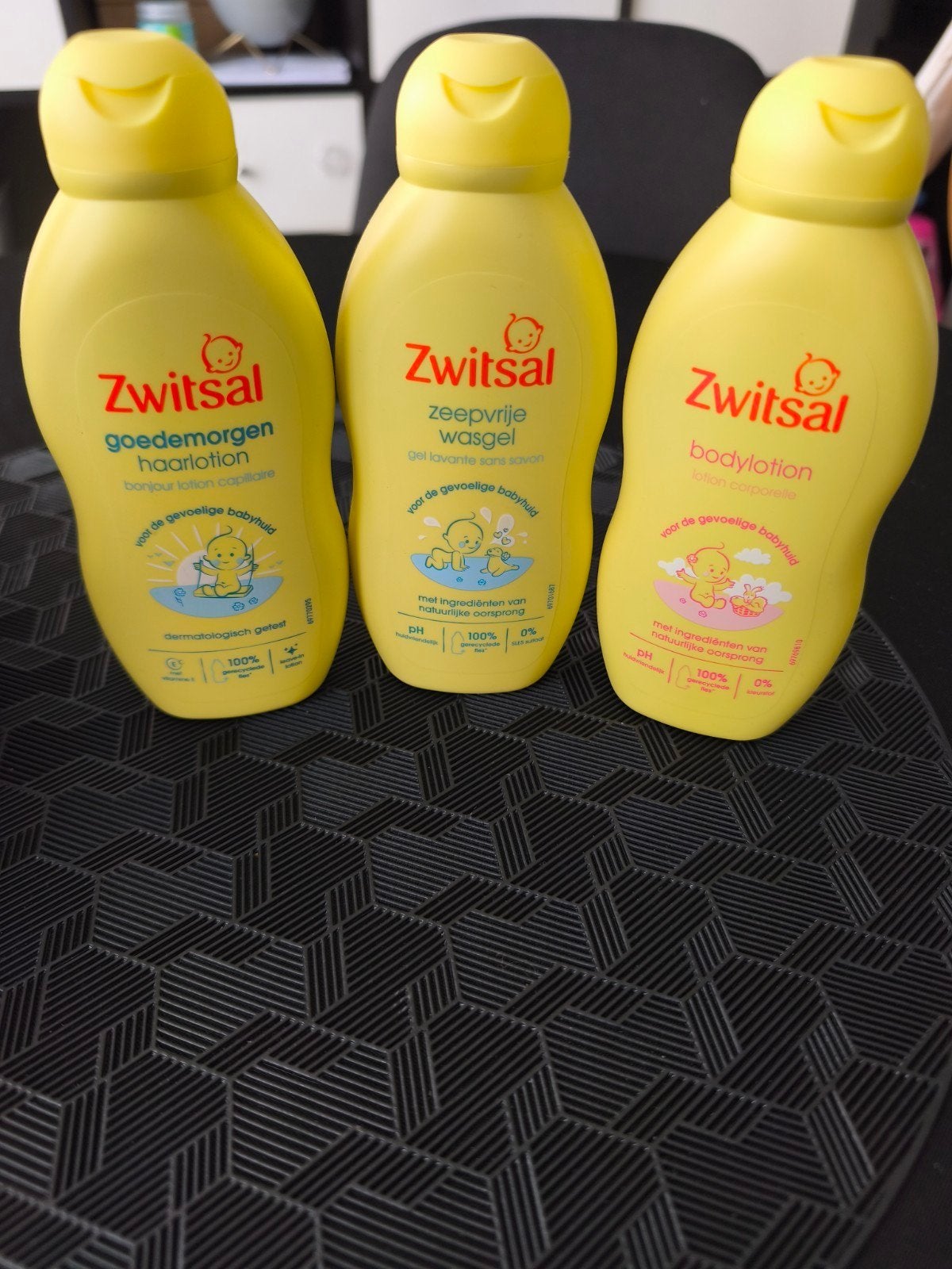 Zwitsal Babyverzorgingsproducten - 3 flessen, Ophalen of Verzenden, Nieuw, Overige typen, Overige merken