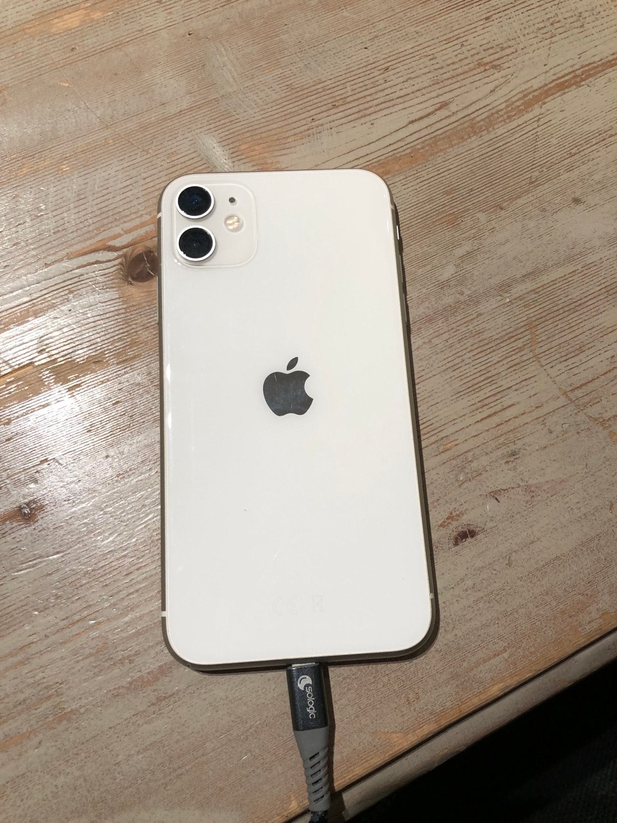 iPhone 11 Wit - Goede staat, batterij 77%, Telecommunicatie, Ophalen, Wit, 77 %, IPhone 11