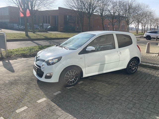 Renault Twingo 1.2 16V Collection BJ 2013 + 3 MND GARANTIE, Voorwielaandrijving, 74 pk, 4 cilinders, 4 stoelen
