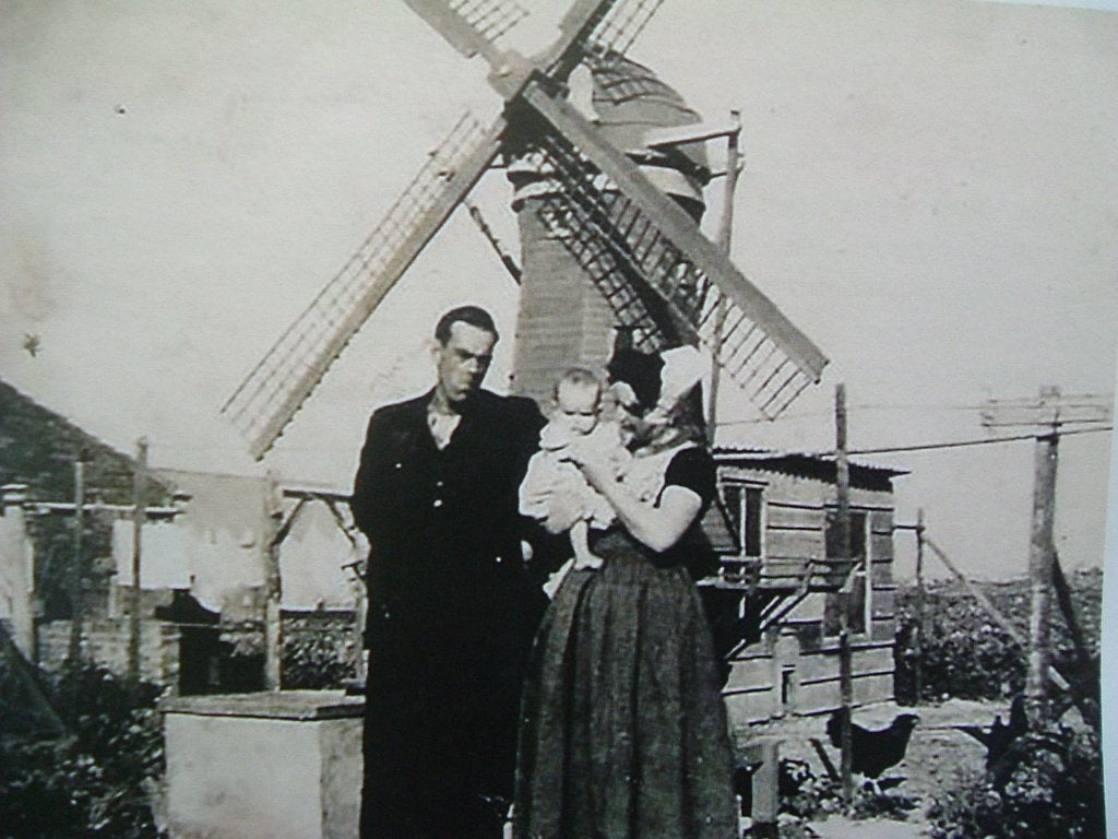 Korenmolen De Graanhalm in Gapinge., 20e eeuw of later, M. Berendse, Ophalen of Verzenden, Zo goed als nieuw