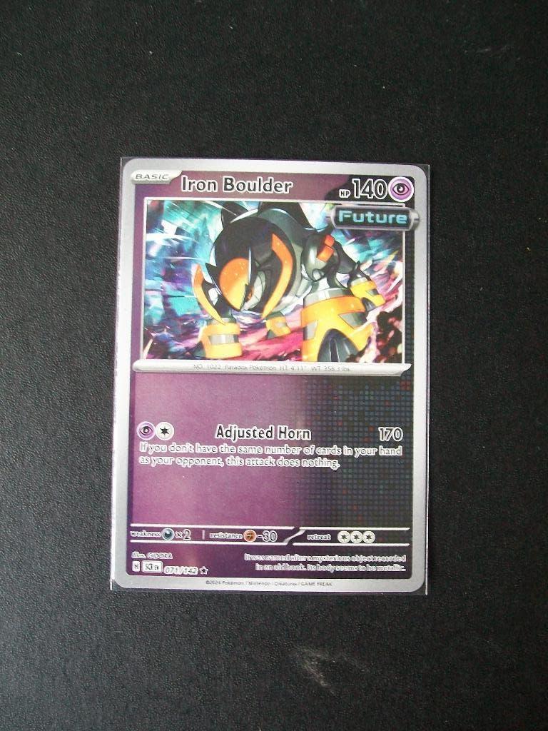 1840. Nieuwe Pokemon Kaart holofoil IRON BOULDER  (071/142), Verzenden, Nieuw, Losse kaart, Foil