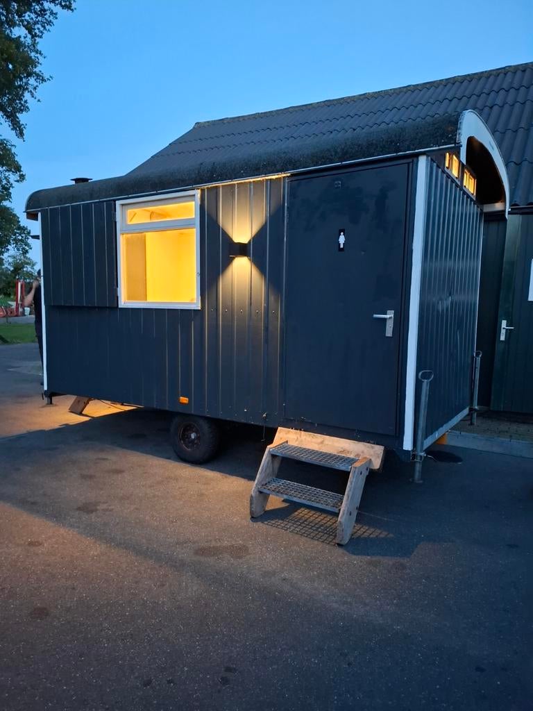 Toilet wagen wc wagen verhuur, Ophalen