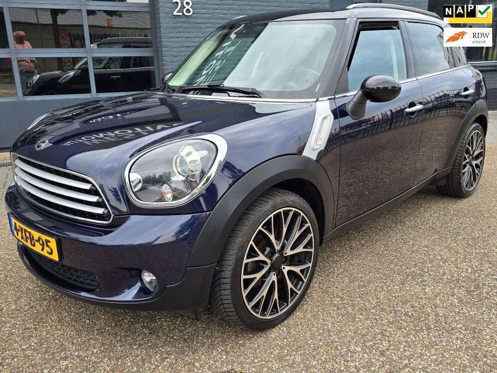 Mini Mini Countryman 1.6 Cooper D Edition NAVIGATIE RIJDT PE, Auto's, Voorwielaandrijving, Euro 5, Gebruikt, Zwart
