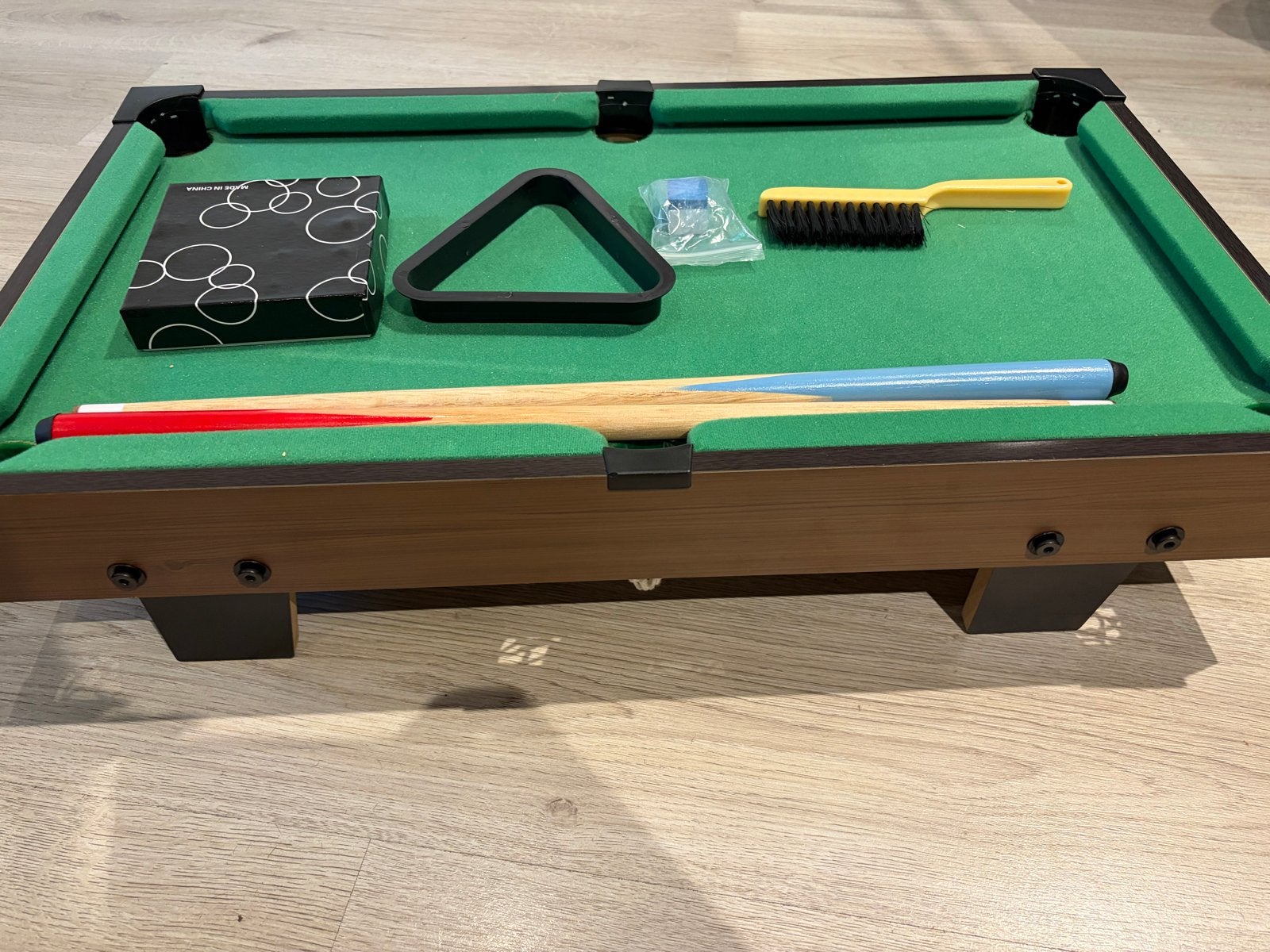 Mini Pooltafel met Accessoires - Zo goed als nieuw, Sport en Fitness, Biljarten en Poolen, Zo goed als nieuw, Pooltafel, Ophalen