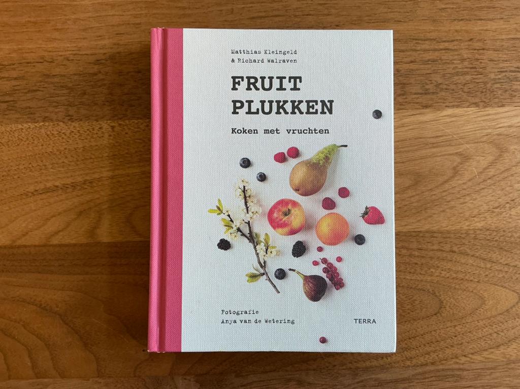 Fruit plukken - koken met vruchten - Matthias Kleingeld, Ophalen of Verzenden, Zo goed als nieuw