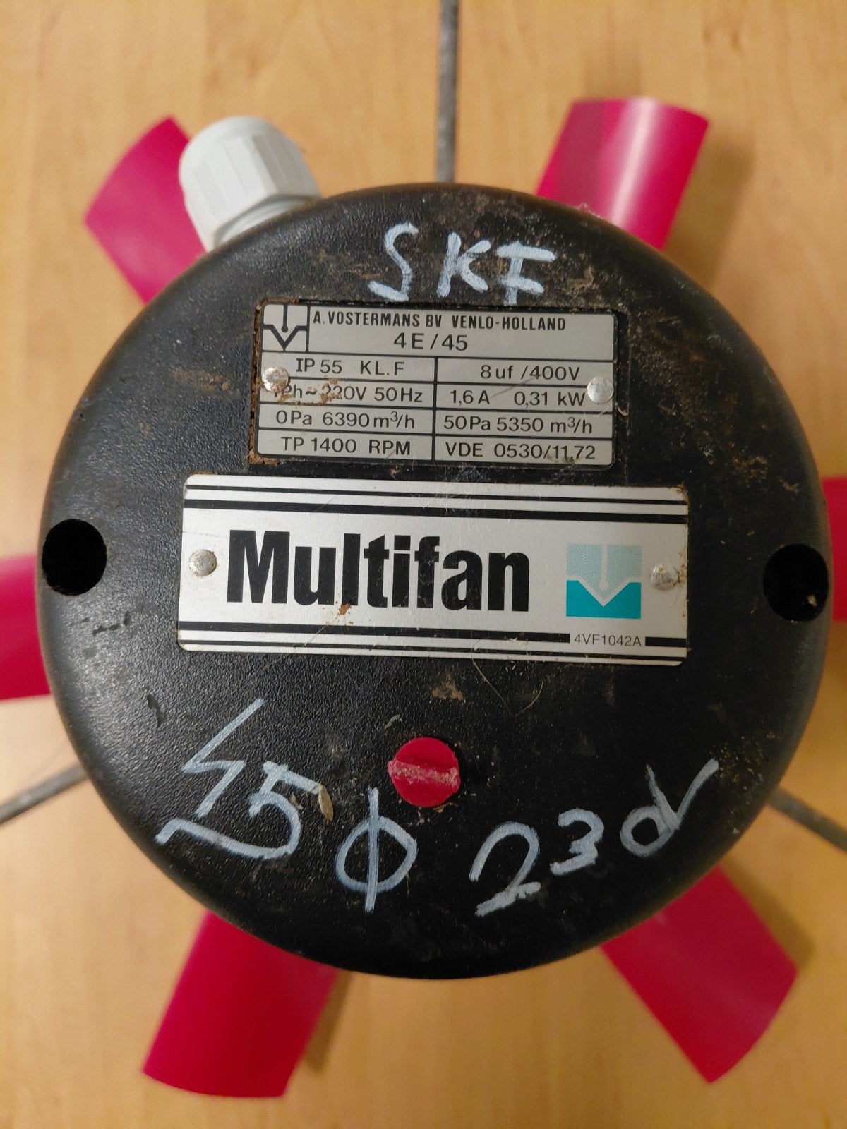 Multifan  230 volt, Ophalen, Drinken en Voederen