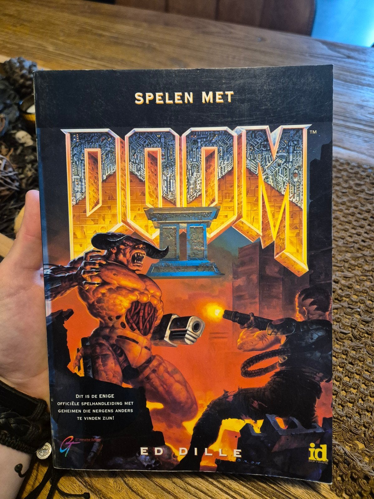 Spelen met Doom II - Officiële spelhandleiding, Ophalen of Verzenden, Gelezen, Niet van toepassing, Ed Dille