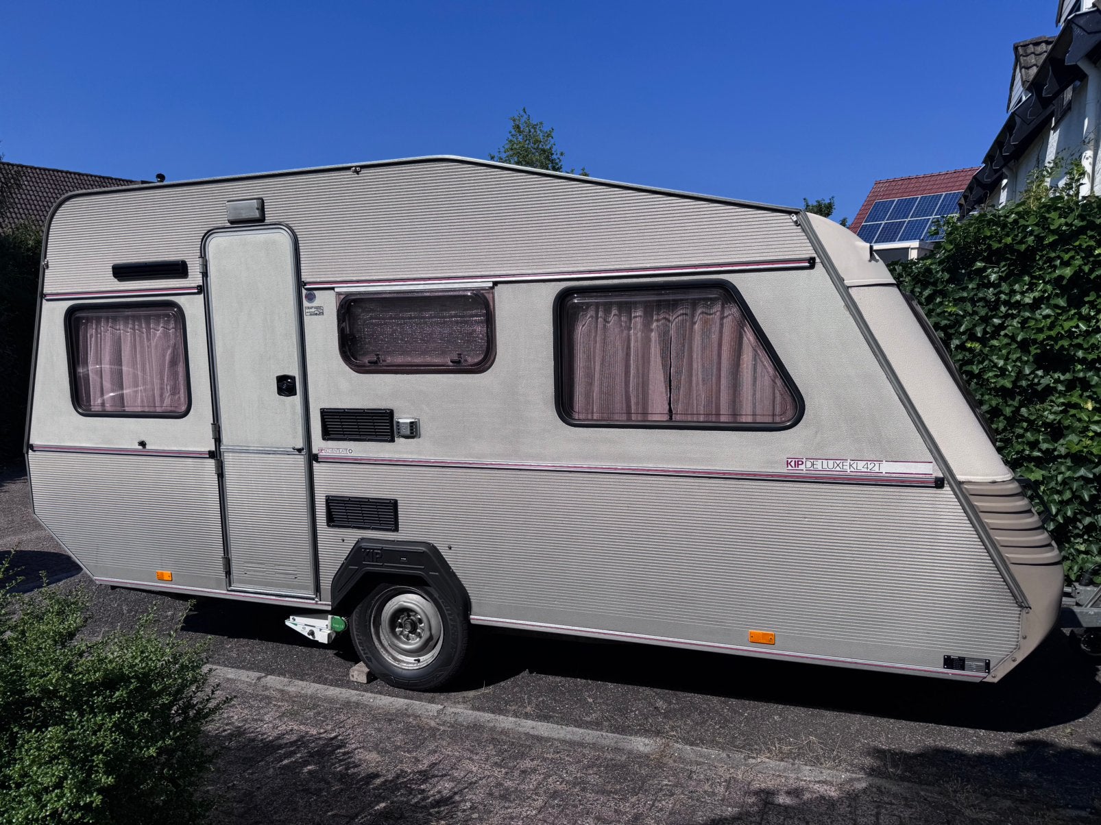 Kip De Luxe KL42T 1987 met Mover, fietsenrek, stallingplaats, Standaardzit, Luifel, Kip, Particulier