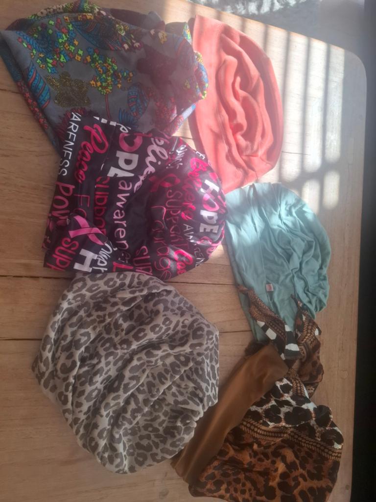 Comfortabele chemo mutsen - diverse kleuren en prints, Hoed, Onbekend, Gedragen, One size fits all