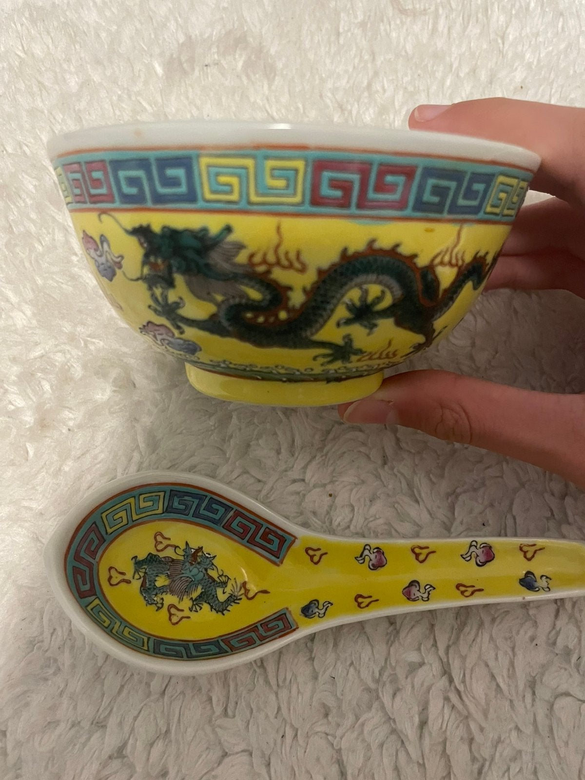 Vintage Chinese gele schaal + lepel | Wan Shou Wu Jiang, Ophalen