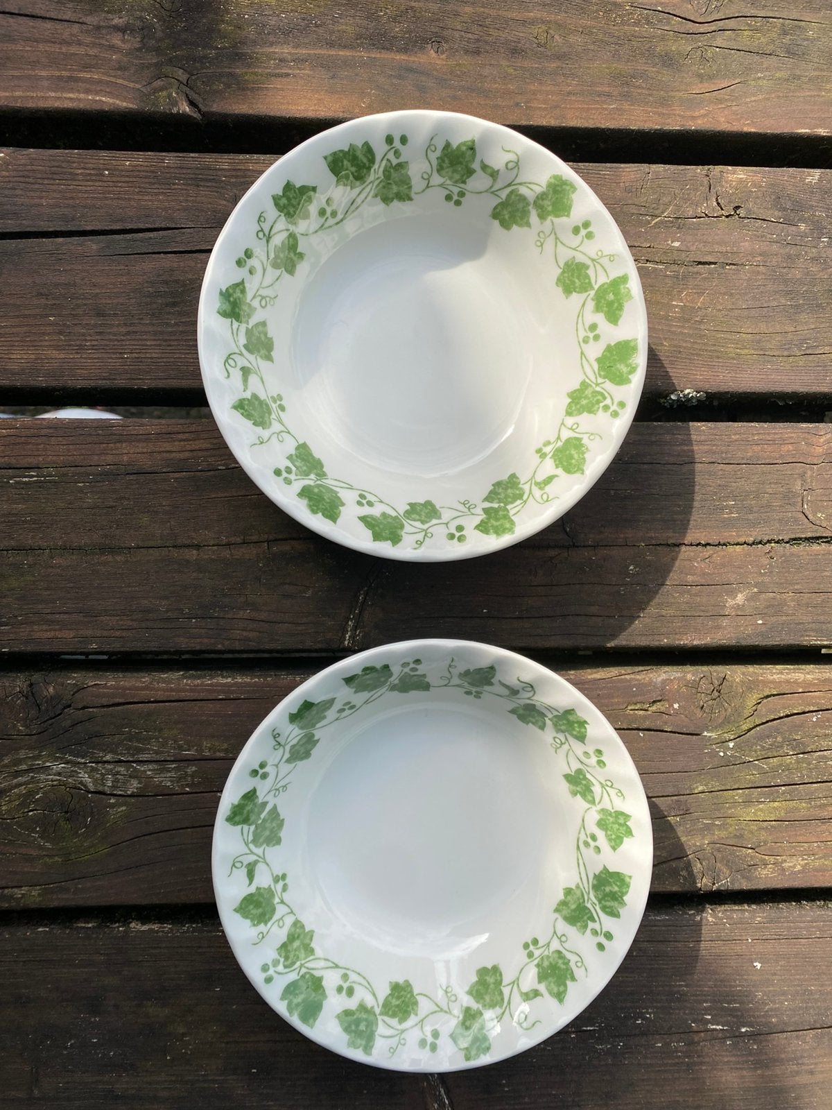 Churchill servies met klimop decor, Gebruikt, Ophalen of Verzenden, Bord(en), Overige stijlen
