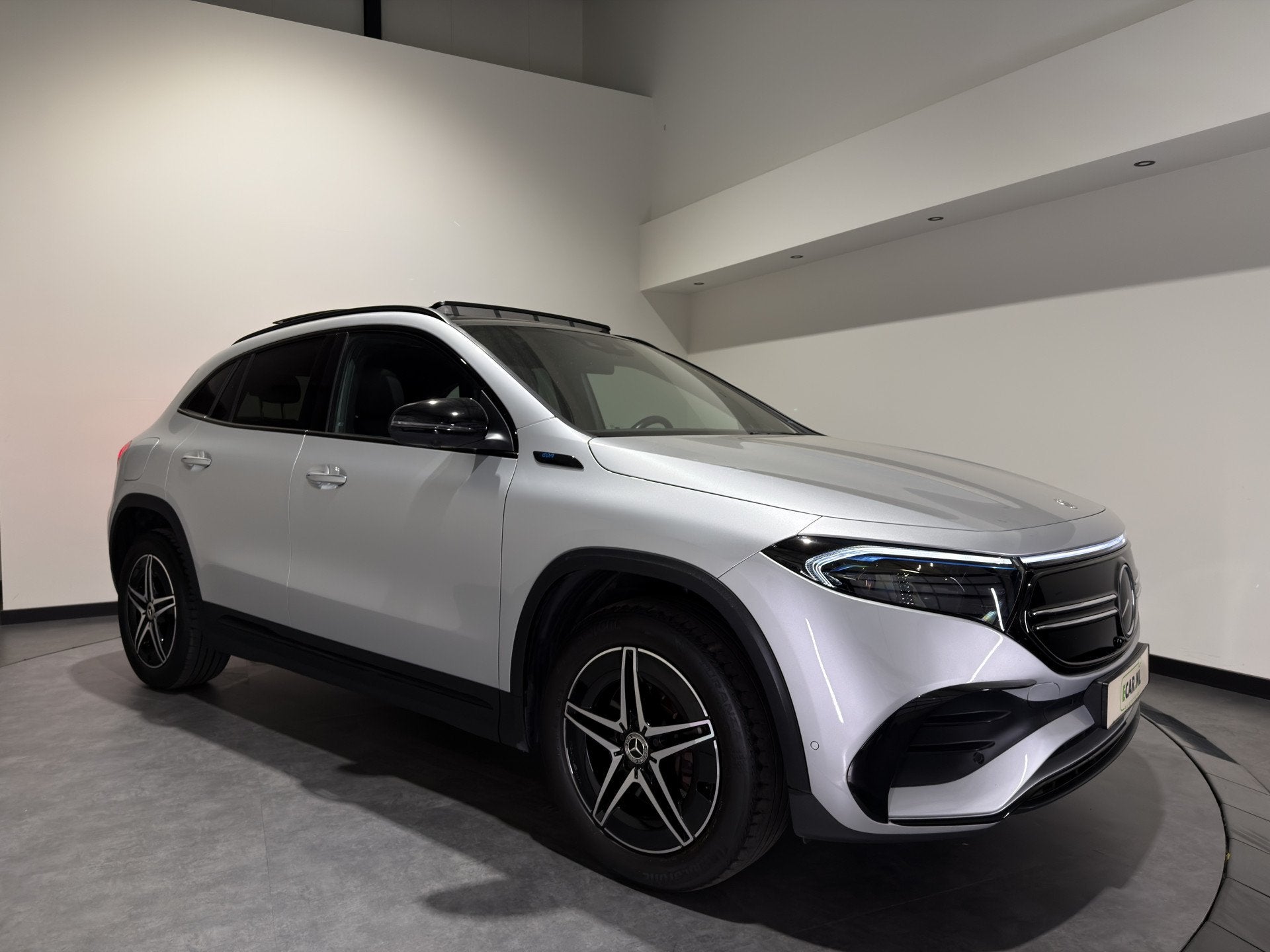 Mercedes-Benz EQA 300 4MATIC Business Solution 67 kWh | SOH, Automaat, 228 pk, 2005 kg, Met garantie (alle)