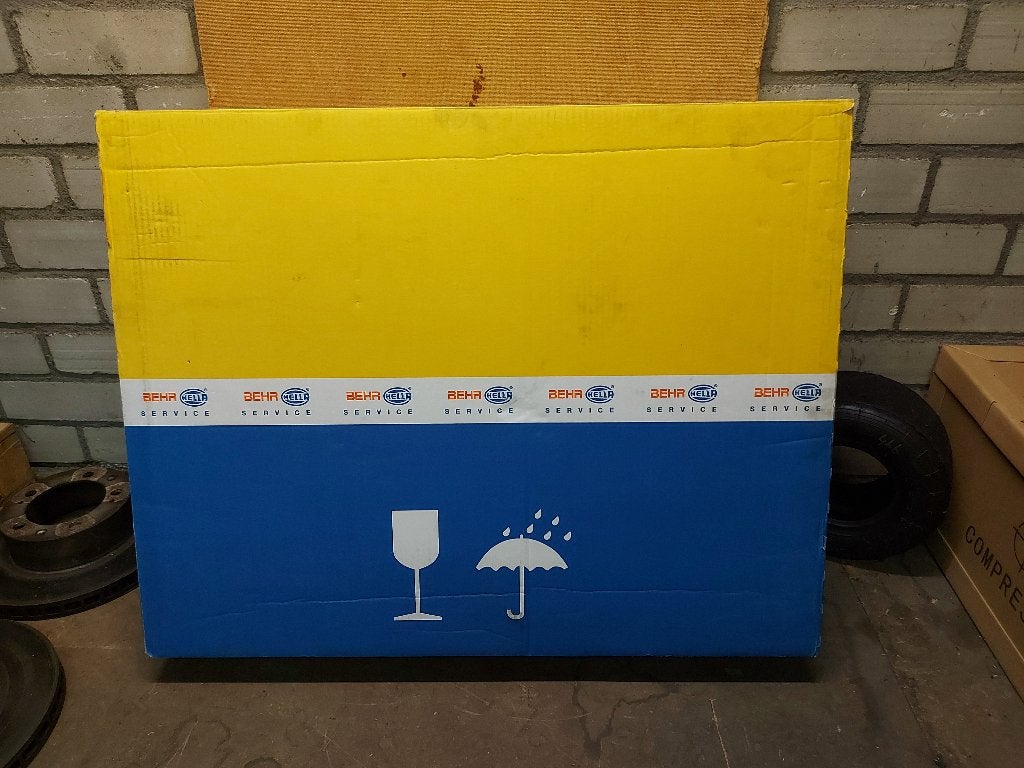 RADIATEUR BMW E60, Auto-onderdelen, Ophalen of Verzenden, Nieuw, BMW