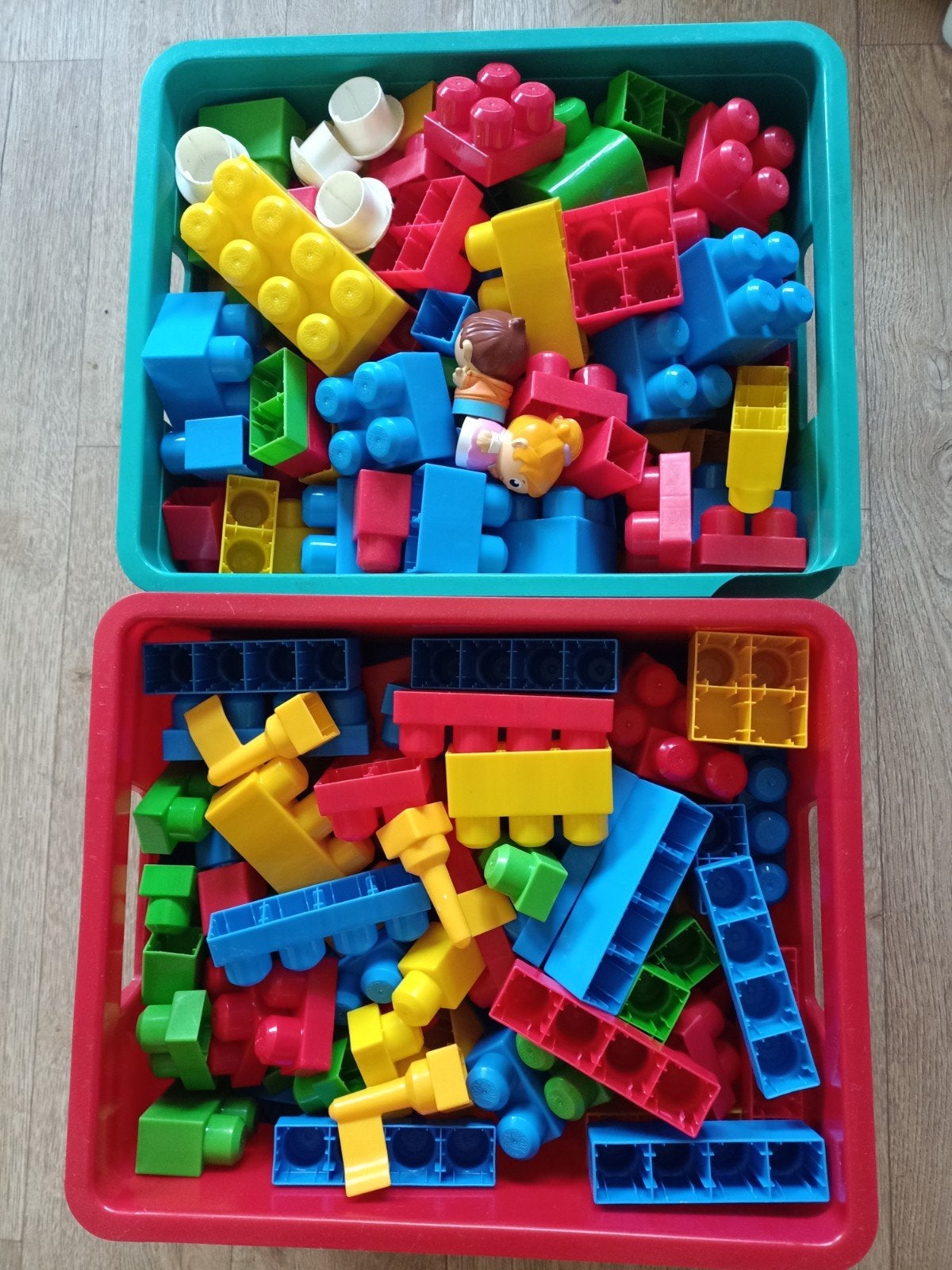 2 volle bakken Mega Bloks bouwstenen, Ophalen of Verzenden, Gebruikt, Megabloks