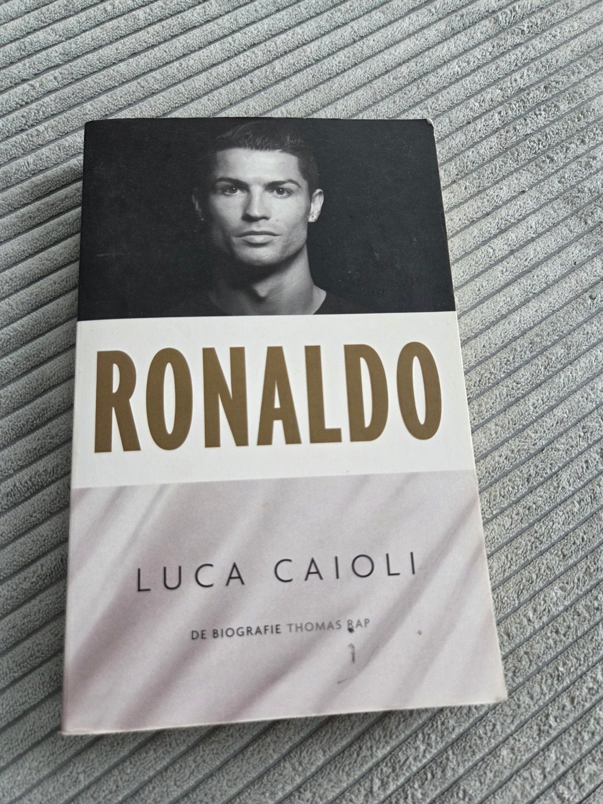 Ronaldo: De biografie van Luca Caioli (Zo goed als nieuw), Boeken, Sportboeken, Ophalen of Verzenden, Zo goed als nieuw, Luca Caioli