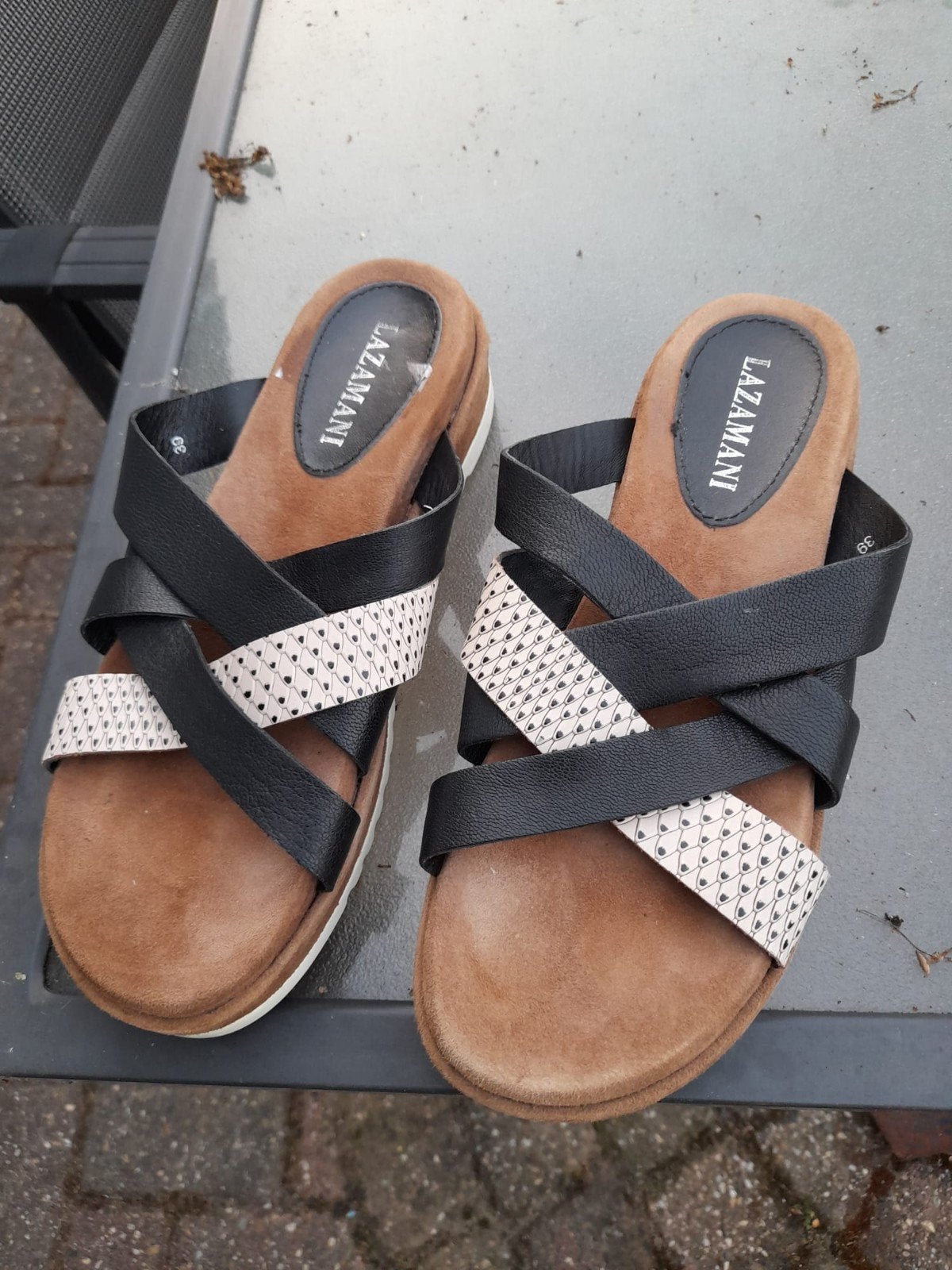 Zo goed als nieuwe lazamani slippers, Ophalen of Verzenden, Zo goed als nieuw