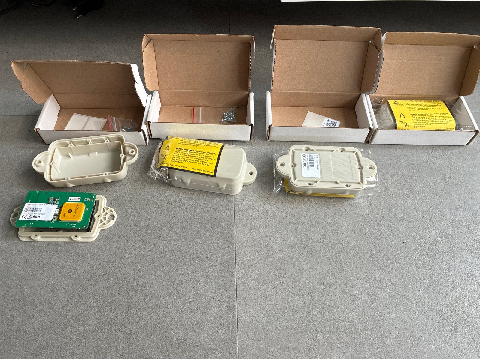4x Digital Matter Oyster LoRa 868 GPS trackers (deels defect, Ophalen of Verzenden, Zo goed als nieuw