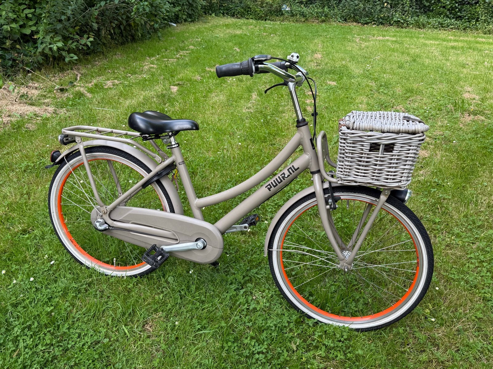 24 inch gazelle Puur met 3 versnellingen - Zo goed als nieuw, Fietsen en Brommers, Fietsen | Meisjes, Ophalen, Zo goed als nieuw