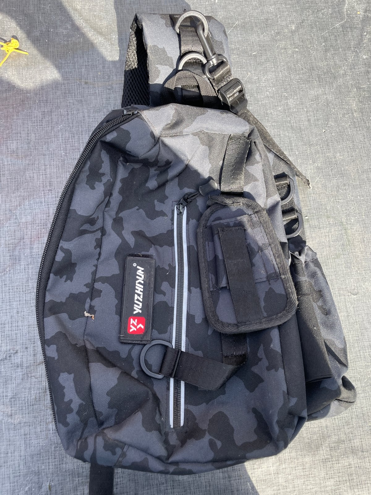 Schoudertas/slingbag met camouflageprint, Ophalen of Verzenden, Zo goed als nieuw, Zwart, Overige merken