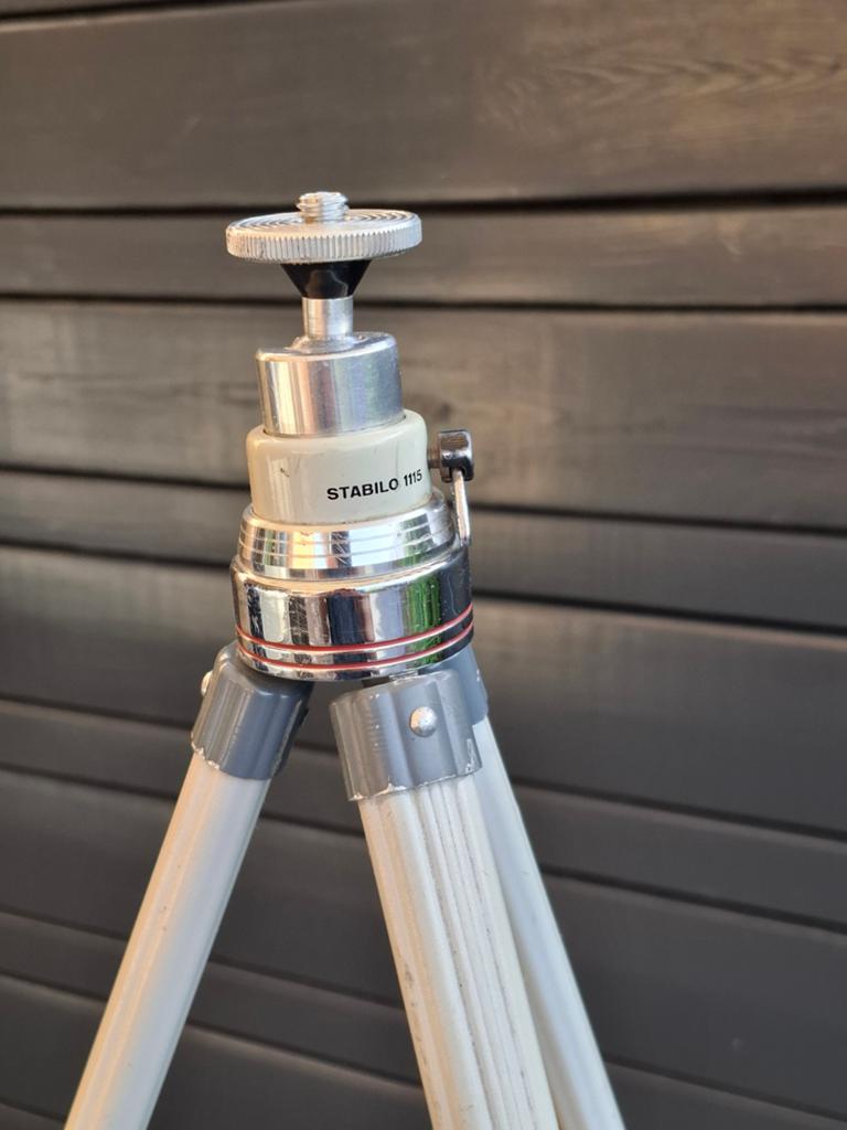 Bilora Stabilo 1115 Driepoot Fotostatief - Onverwoestbaar, Gebruikt, Minder dan 150 cm, Met balhoofd, Ophalen of Verzenden
