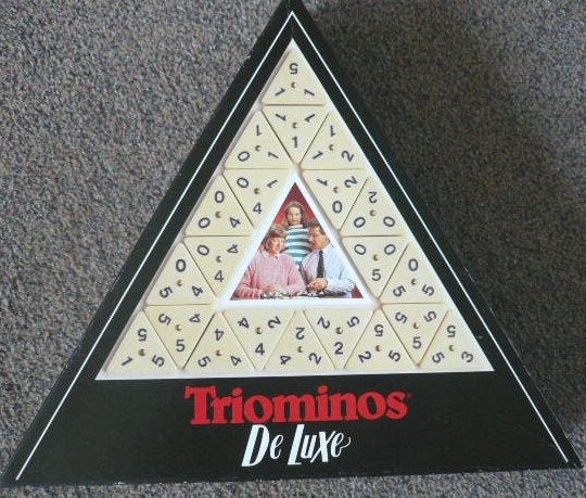 TRIOMINOS de luxe,Goliath,stenen met draaipunt +4 standaards, Een of twee spelers, Ophalen of Verzenden, Zo goed als nieuw, Goliath