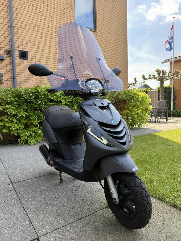 Piaggio Zip 4T (2017) – Zeer Nette Staat – 1e Eigenaar, Fietsen en Brommers, Scooters | Piaggio, Ophalen, Maximaal 45 km/u, Zip