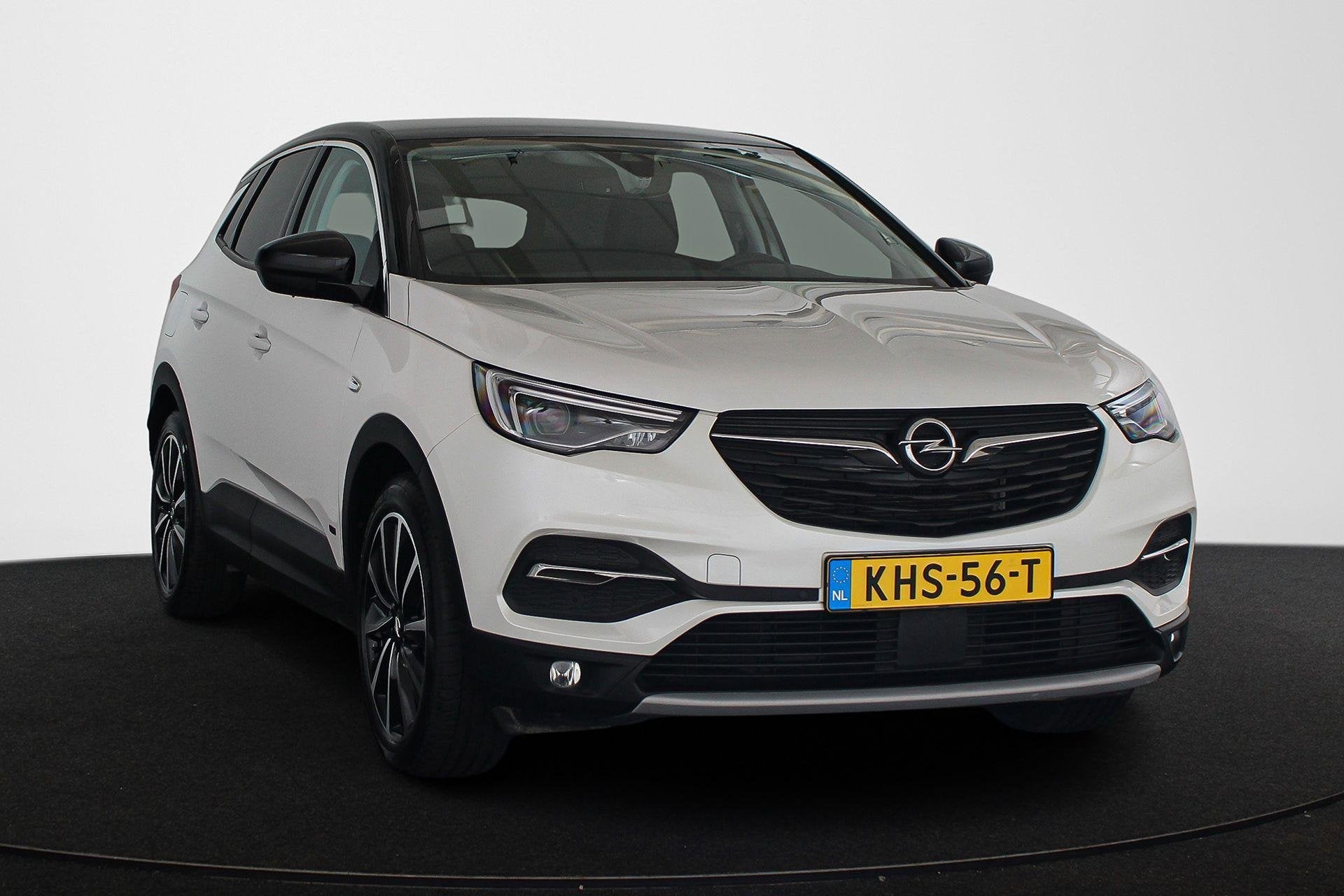 Opel Grandland X 1.6 Turbo Hybrid Ultimate Stoelventilatie D, Auto's, Opel, 228 pk, 4 cilinders, Wit, Bedrijf