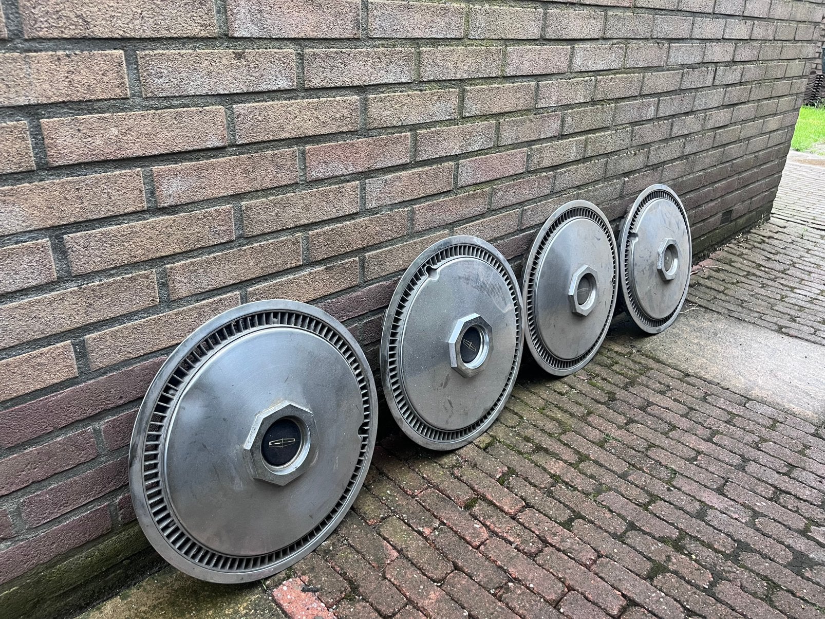 Set Wieldoppen lincoln mark iv, Ophalen of Verzenden