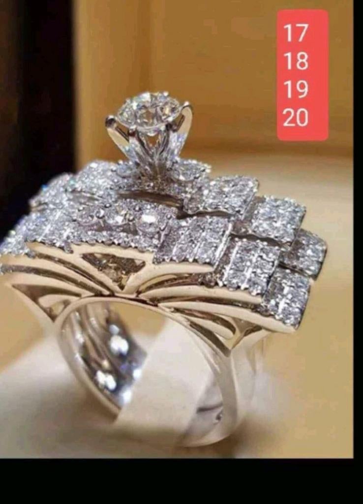 schitterende ring - GRATIS VERZENDING, Nieuw, Ophalen of Verzenden, 17 tot 18, Met edelsteen