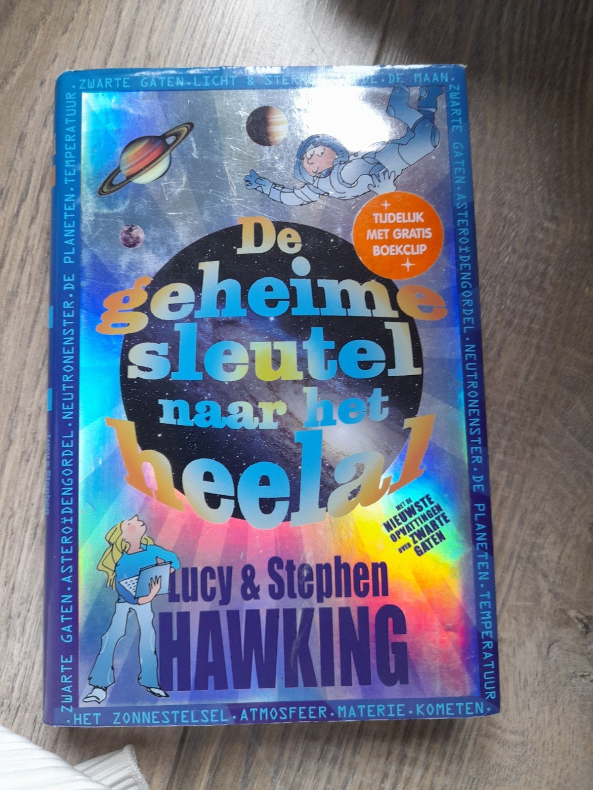 De geheime sleutel naar het heelal - Lucy & Stephen Hawking, Ophalen of Verzenden, Gelezen, Natuurwetenschap