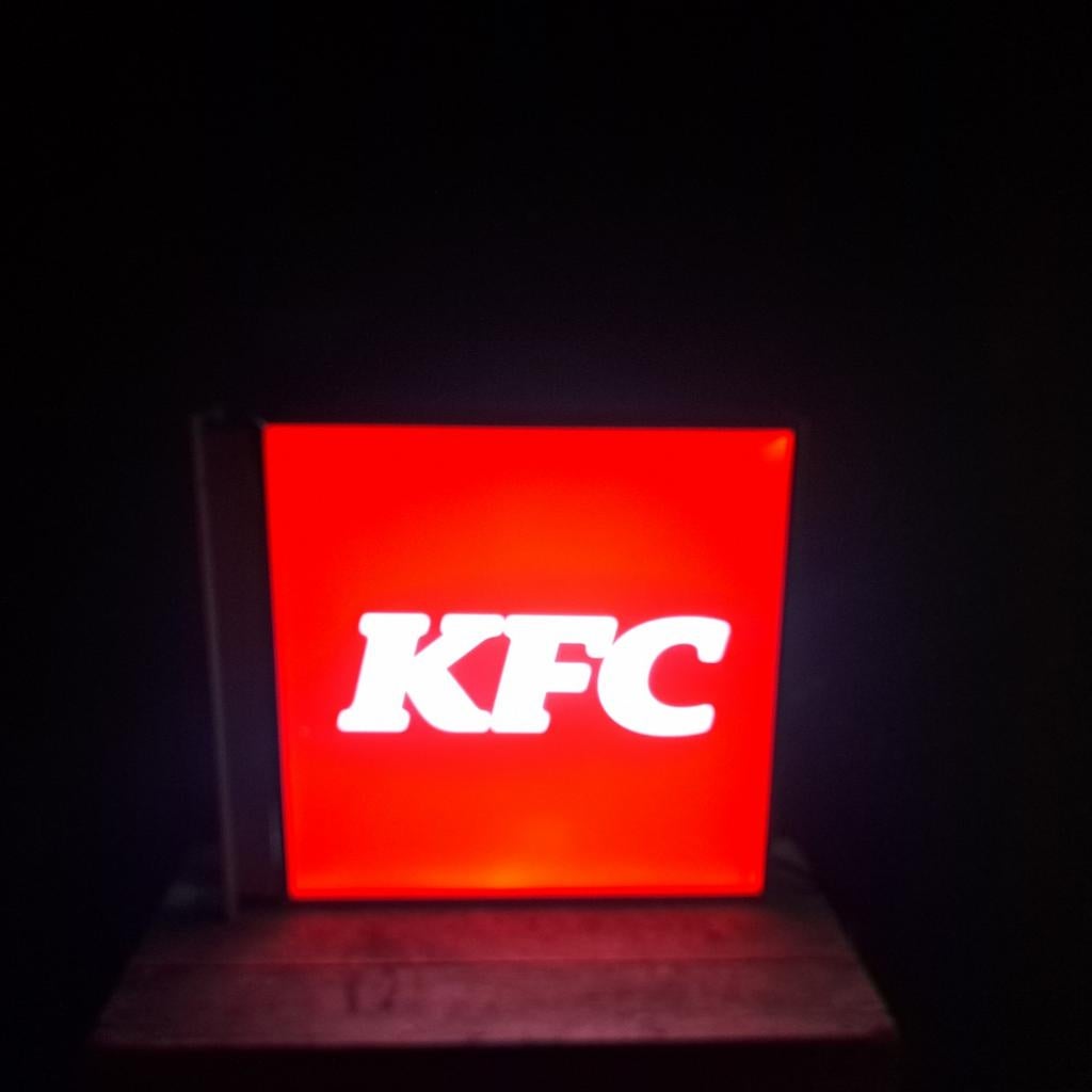 KFC / DFDS. Lichtbak, Verzamelen, Merken en Reclamevoorwerpen, Gebruikt, Lichtbak of (neon) lamp, Ophalen