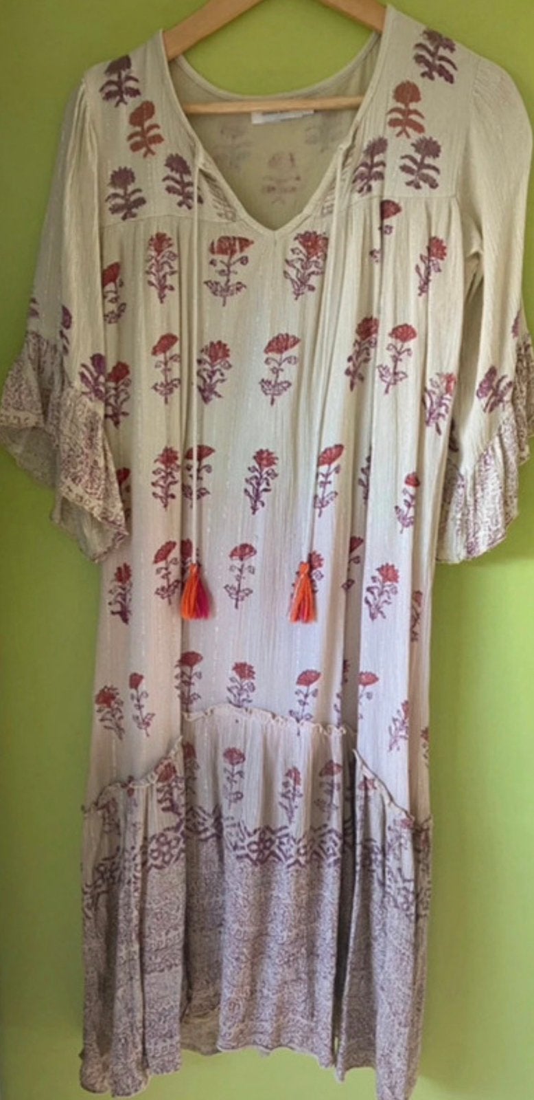 Jurk van Gold & Silver, mt 38/40, Kleding | Dames, Maat 38/40 (M), Verzenden, Beige, Zo goed als nieuw