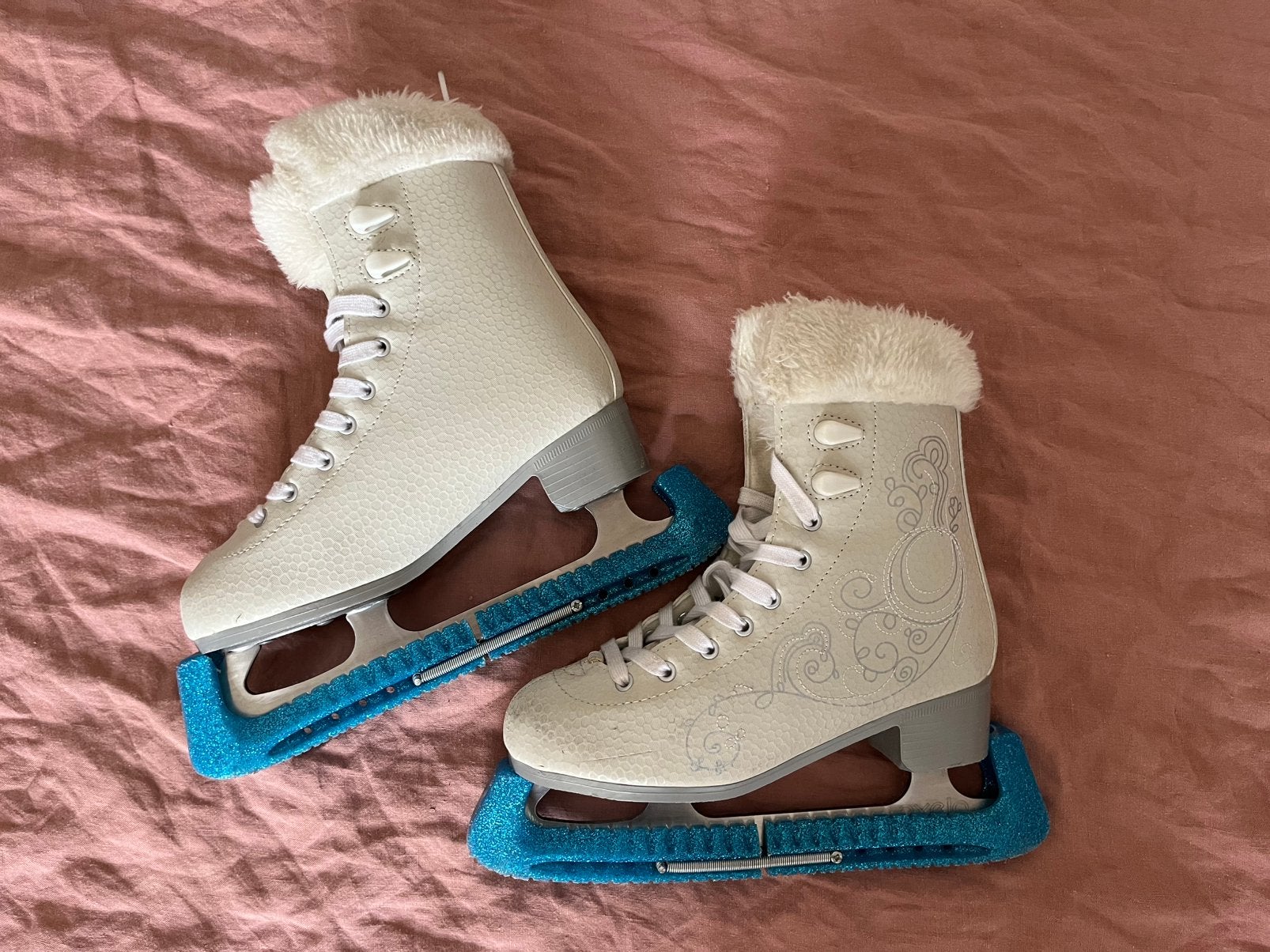 Schaatsen maat 35/36, Ophalen of Verzenden, Zo goed als nieuw, Kunstschaatsen, Overige merken