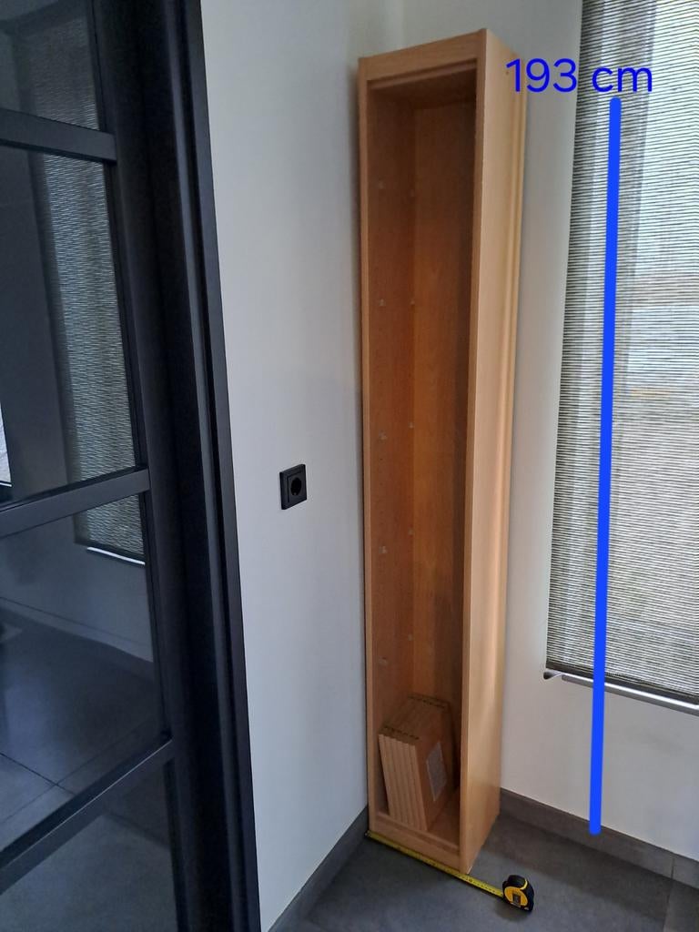 Boekenkast smal, Ophalen