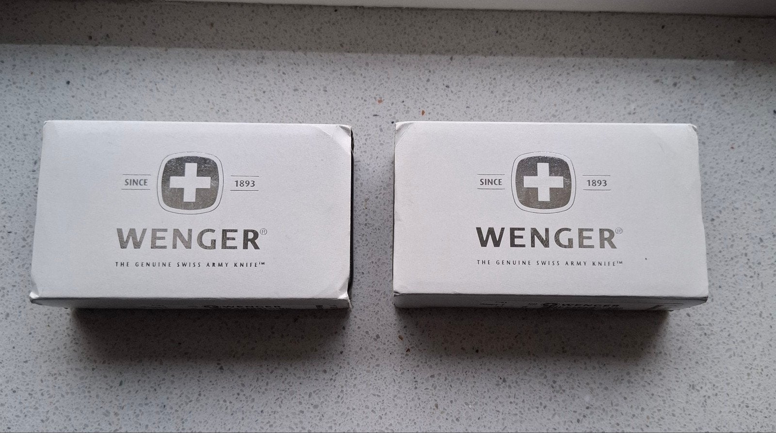 Wenger mini metal mes zakmes Victorinox, Caravans en Kamperen, Ophalen of Verzenden, Nieuw