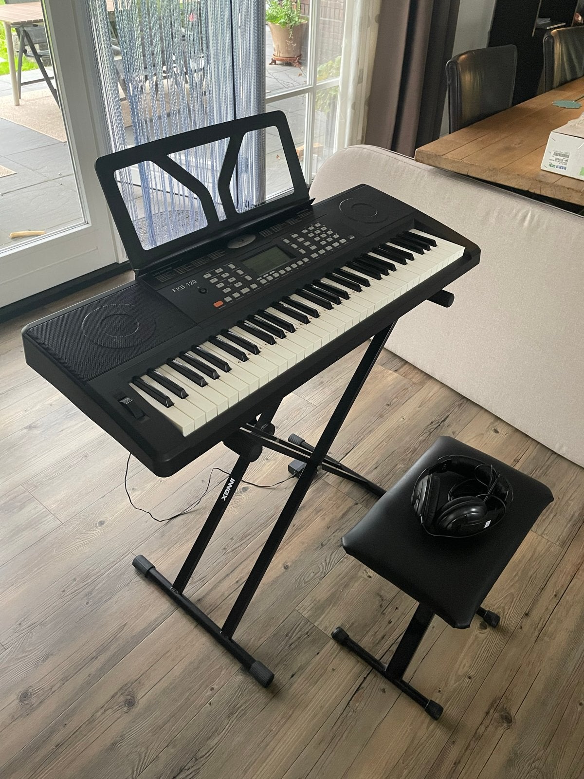 Fazley FKB-120 61 toetsen keyboard starterset, Gebruikt, Overige aantallen, Met standaard, Ophalen