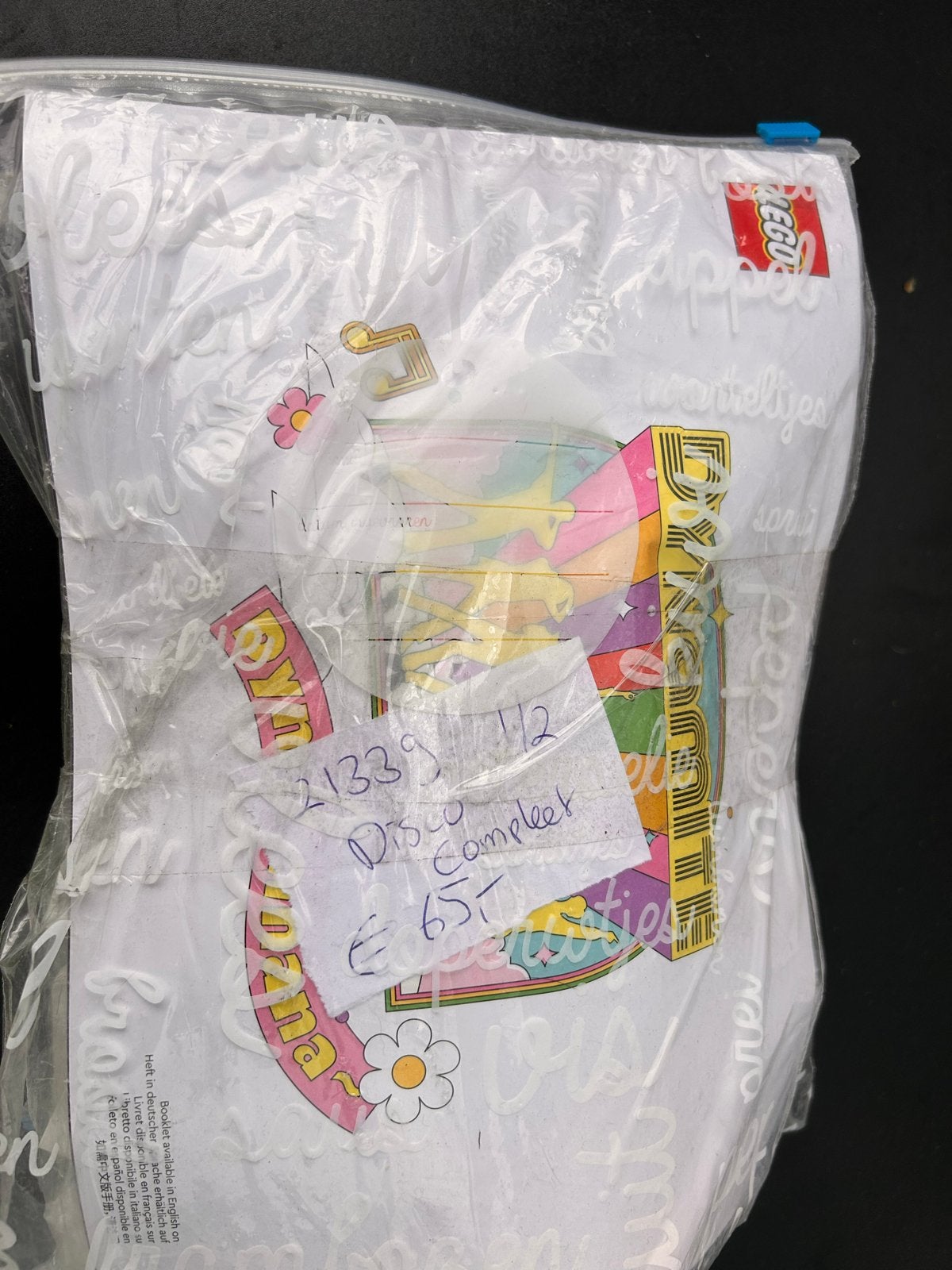 Lego 21339 BTS Dynamite set, compleet met boekje, Kinderen en Baby's, Speelgoed | Bouwstenen, Gebruikt, Ophalen of Verzenden