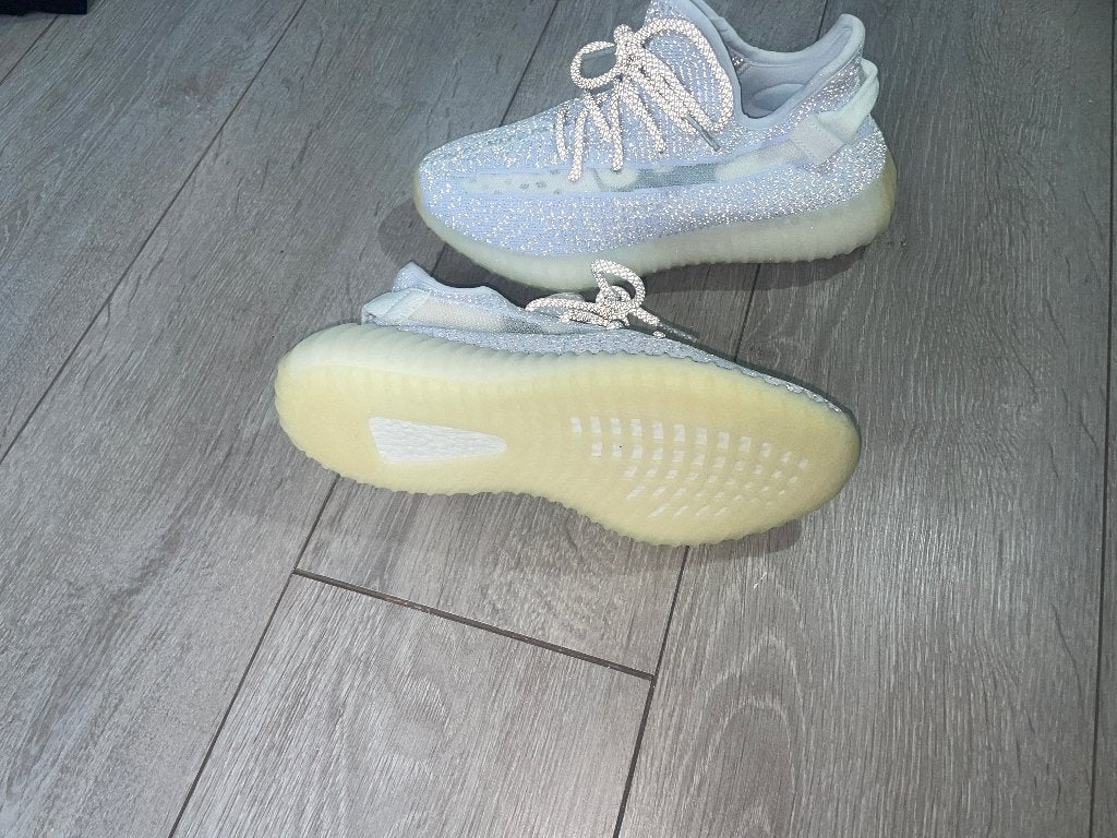 Adidas Yeezy Boost 350 V2 Light - Maat 40, Kleding | Heren, Verzenden, Wit, Nieuw, Sneakers of Gympen