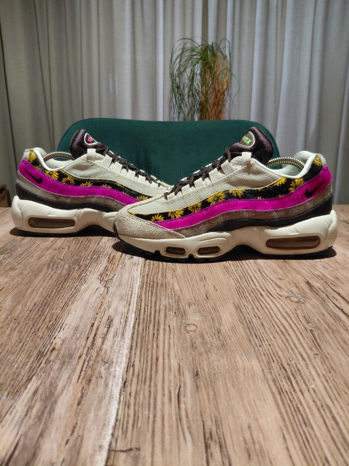 Nike Air Max 95 Premium 'Animal & Floral Prints' Size 39, Beige, Nike, Ophalen of Verzenden, Sneakers of Gympen